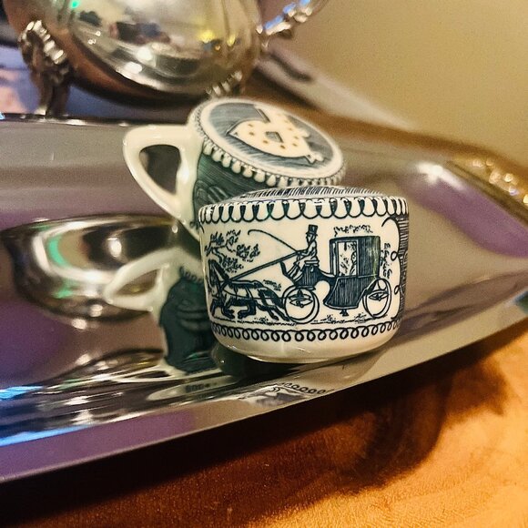 Other - Antique Royal China Currier and Ives Salt and Pepper shaker set